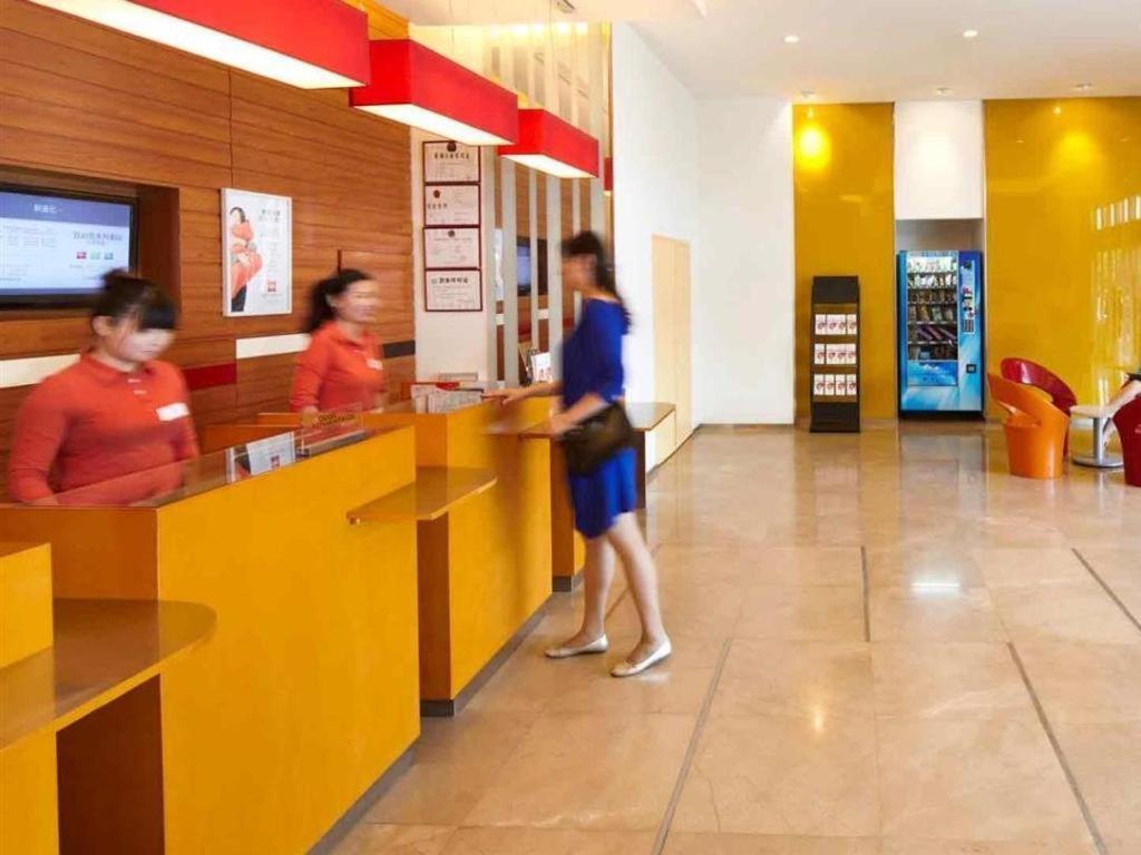 Ibis Styles Wuhan Optics Valley Square Hotel Luaran gambar